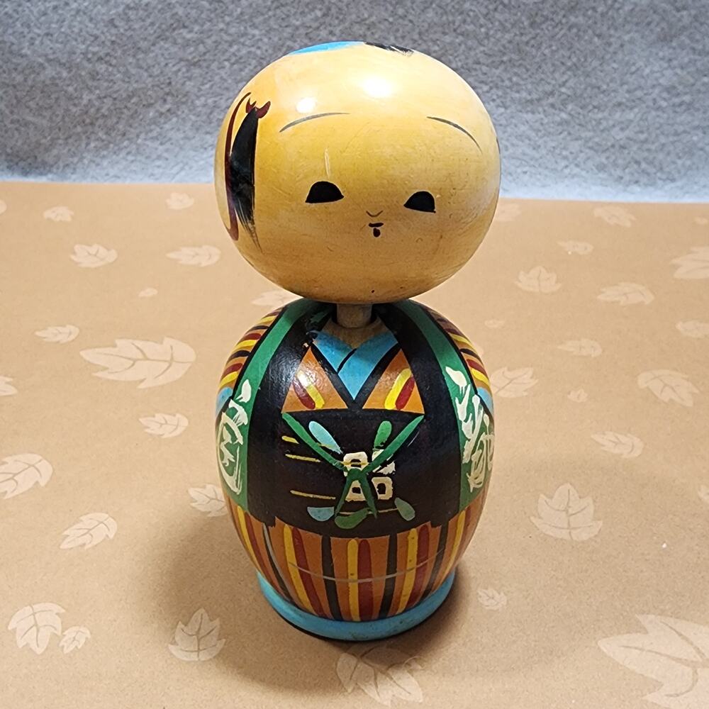 Japanese Wooden Kokeshi Bobblehead Nesting Dolls Hand Carved Painted Vintage